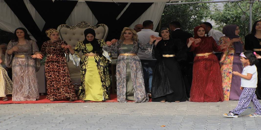 Çiftçi Ailesinin Mutlu Günü 35