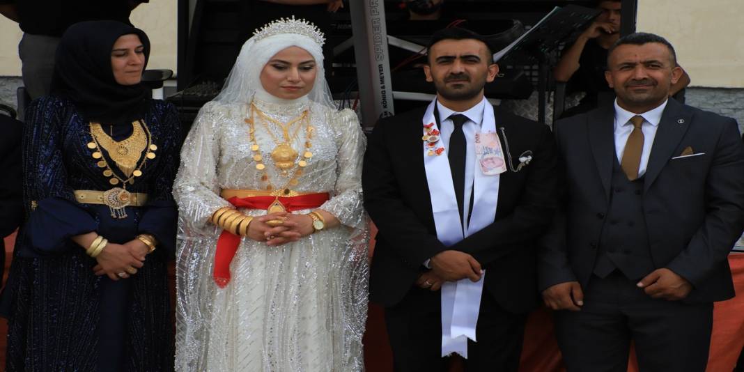 Çiftçi Ailesinin Mutlu Günü 40