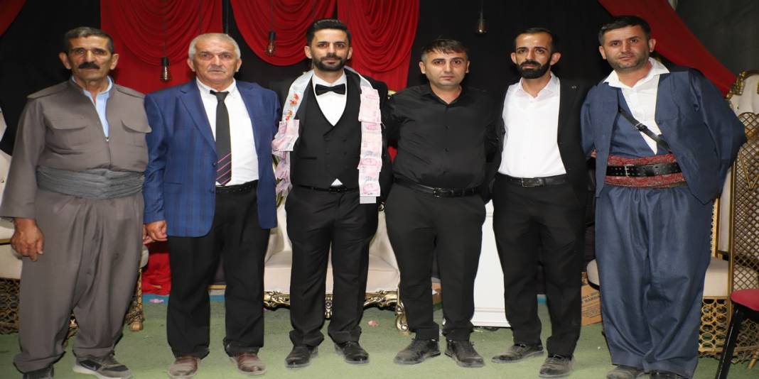 Bozkurt Ailesinin Mutlu Günü 91