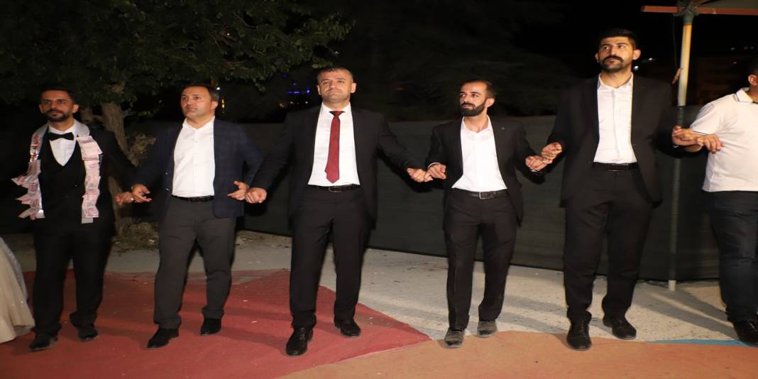 Bozkurt Ailesinin Mutlu Günü 93