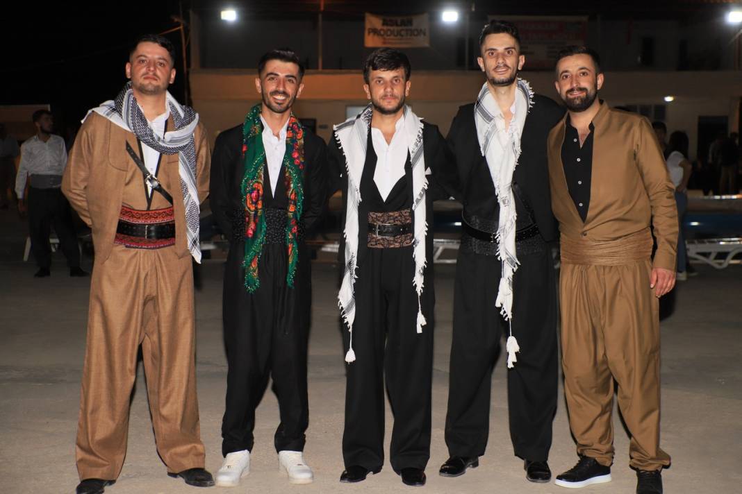 Akar Ailesinin Görkemli Düğünü 26