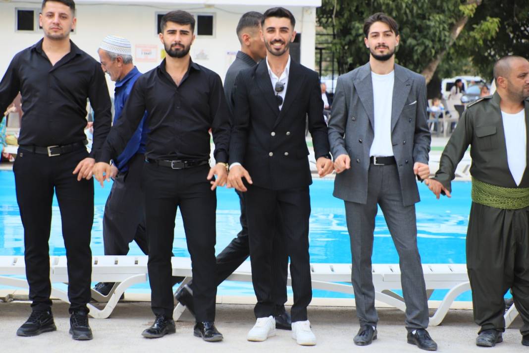 Akar Ailesinin Görkemli Düğünü 54
