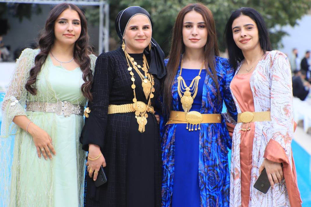 Akar Ailesinin Görkemli Düğünü 70