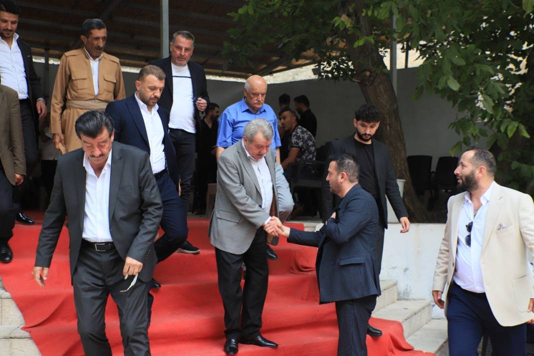 Akar Ailesinin Görkemli Düğünü 78