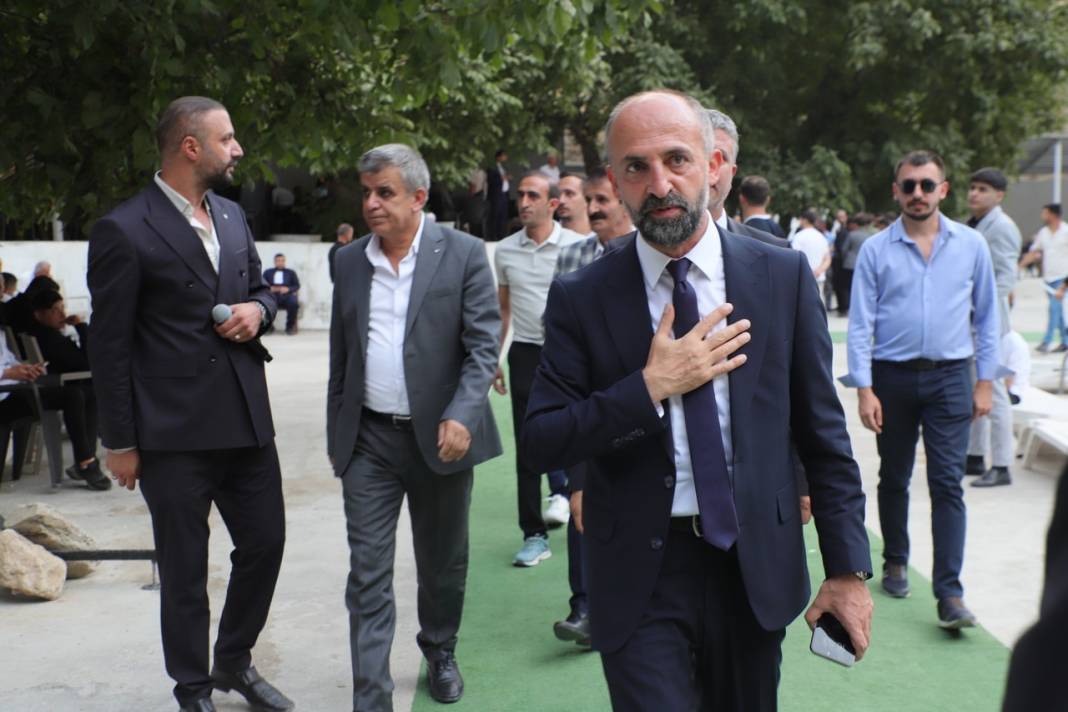 Akar Ailesinin Görkemli Düğünü 83