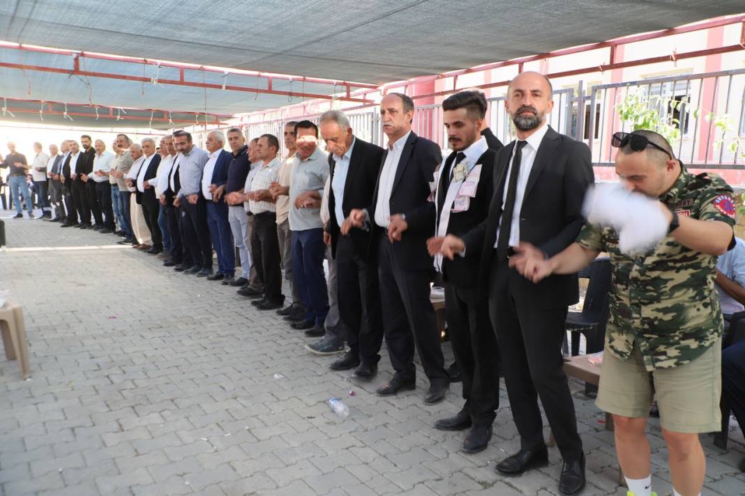 Seyitoğulları Ailesinin Mutlu Günü 10