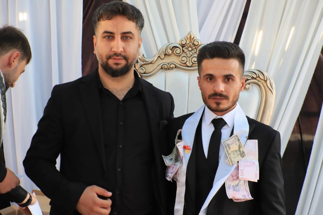 Seyitoğulları Ailesinin Mutlu Günü 23
