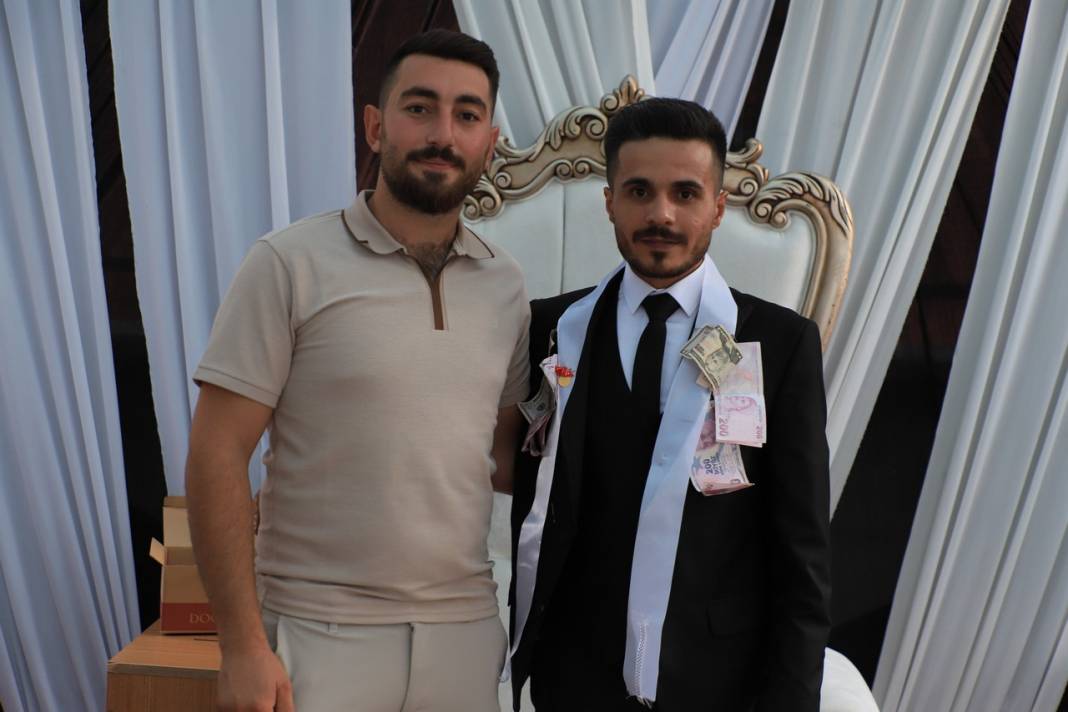 Seyitoğulları Ailesinin Mutlu Günü 25