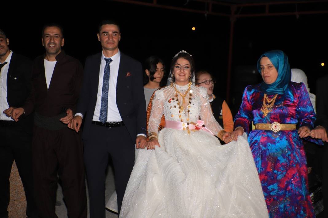 Ömeroğlu Ailesinin Mutlu Günü 34