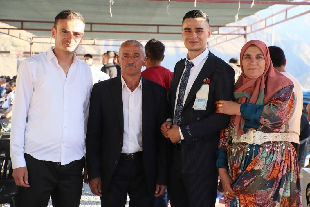 Ömeroğlu Ailesinin Mutlu Günü 38