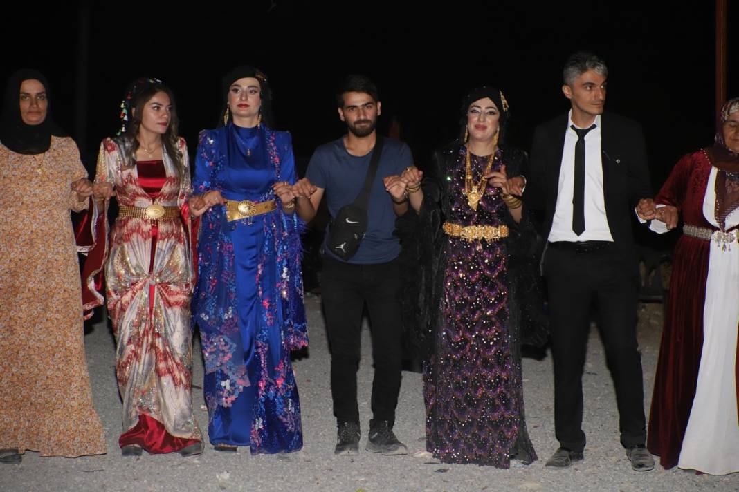 Ömeroğlu Ailesinin Mutlu Günü 53