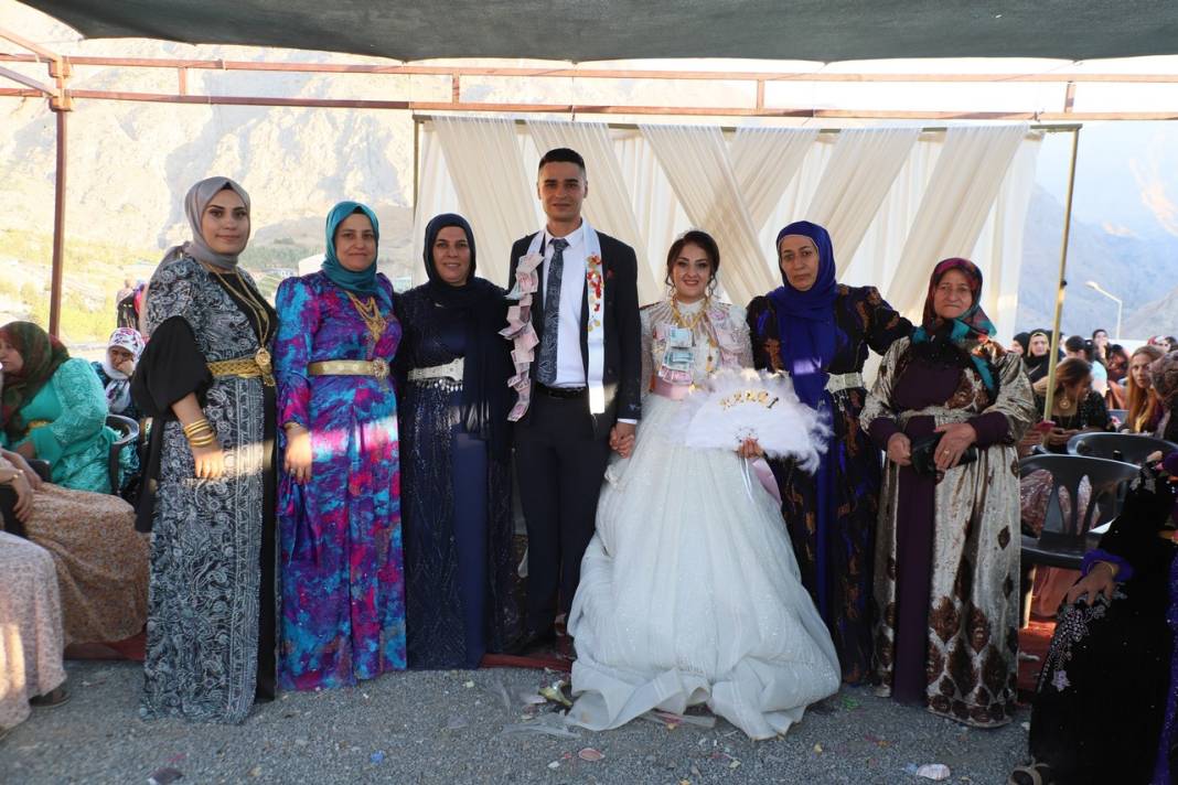 Ömeroğlu Ailesinin Mutlu Günü 64