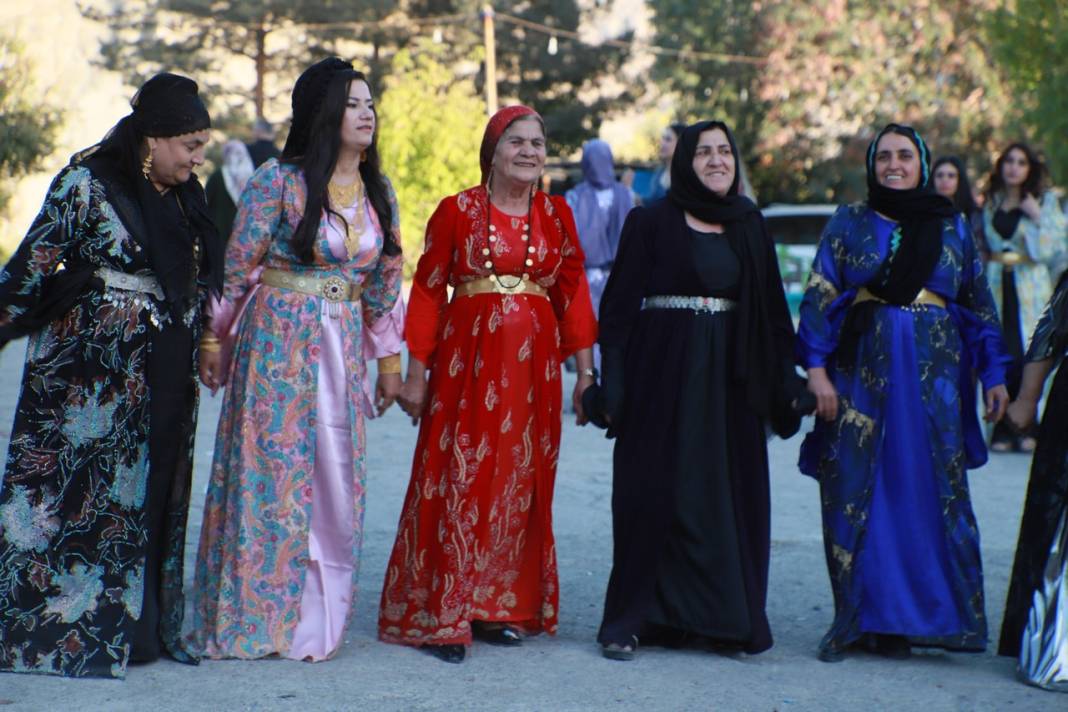 Kaplan Ailesinin Görkemli Düğünü 33