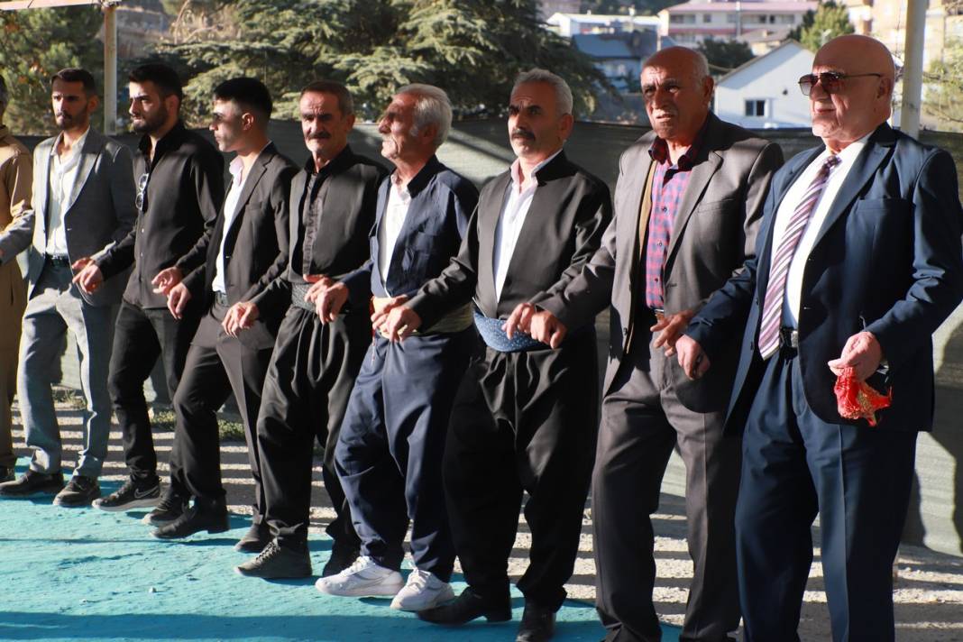Kanat ve Kar Ailesinin Görkemli Düğünü 21