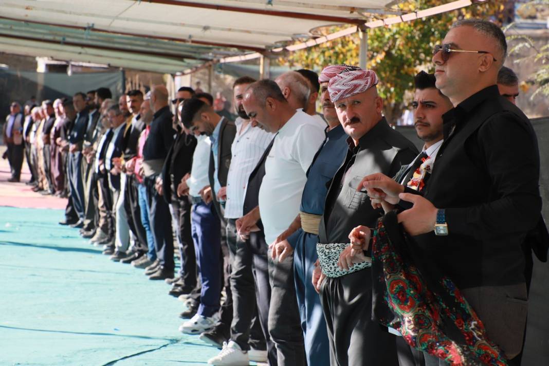Kanat ve Kar Ailesinin Görkemli Düğünü 8