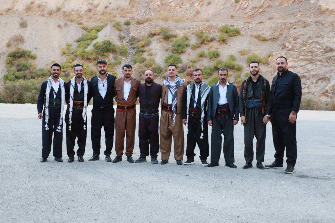 Er Ailesinin Görkemli Düğünü 4