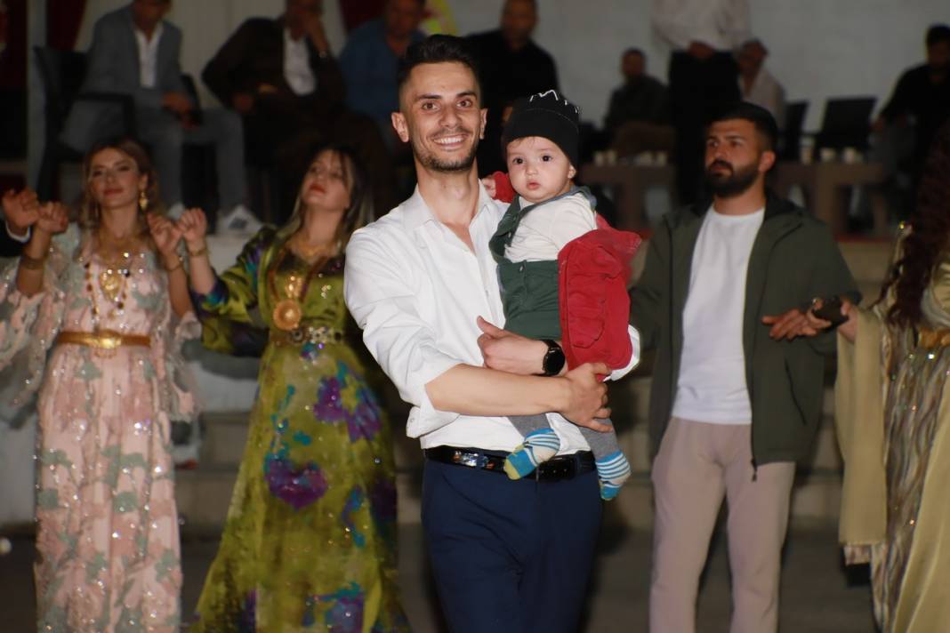 Er Ailesinin Görkemli Düğünü 71