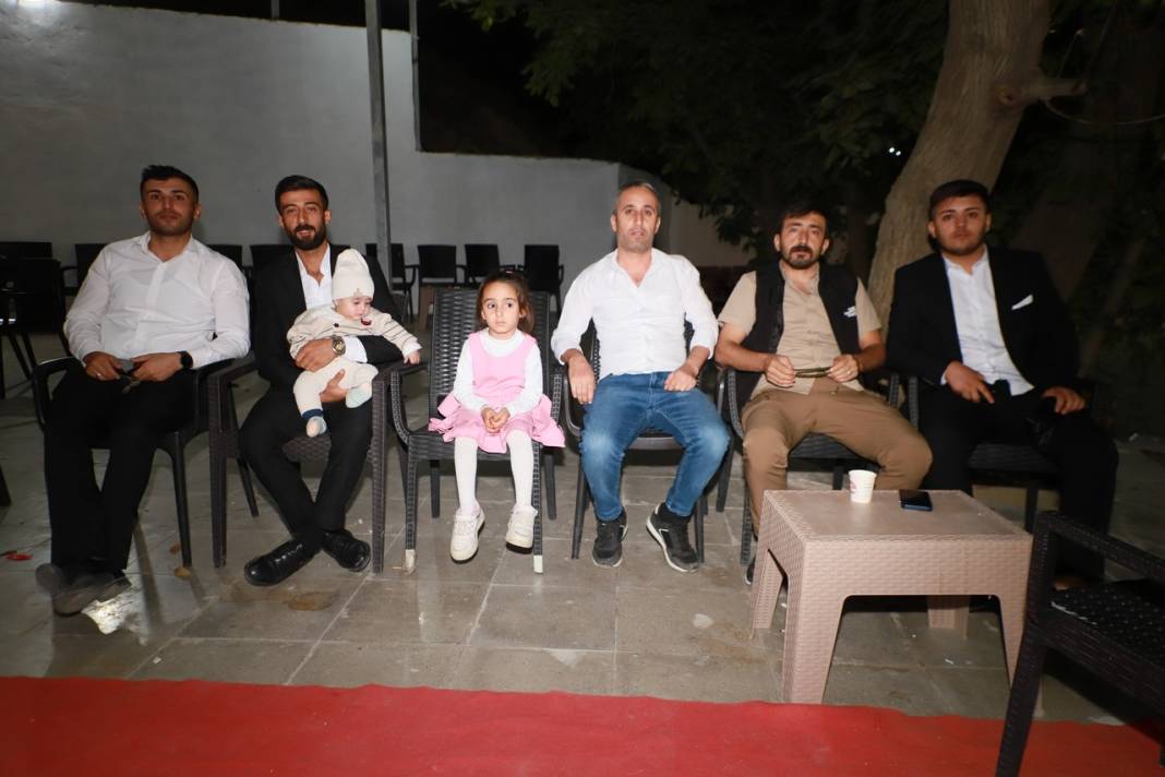 Er Ailesinin Görkemli Düğünü 79