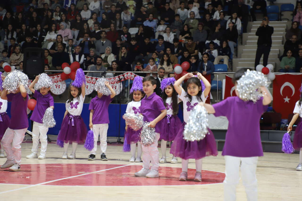 Hakkâri’de 23 Nisan coşkusu Zirve Yaptı 38