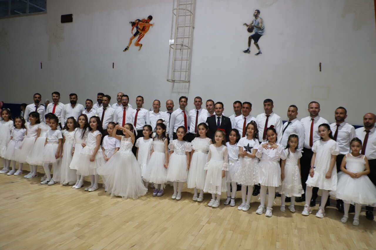 Hakkâri’de 23 Nisan coşkusu Zirve Yaptı 24