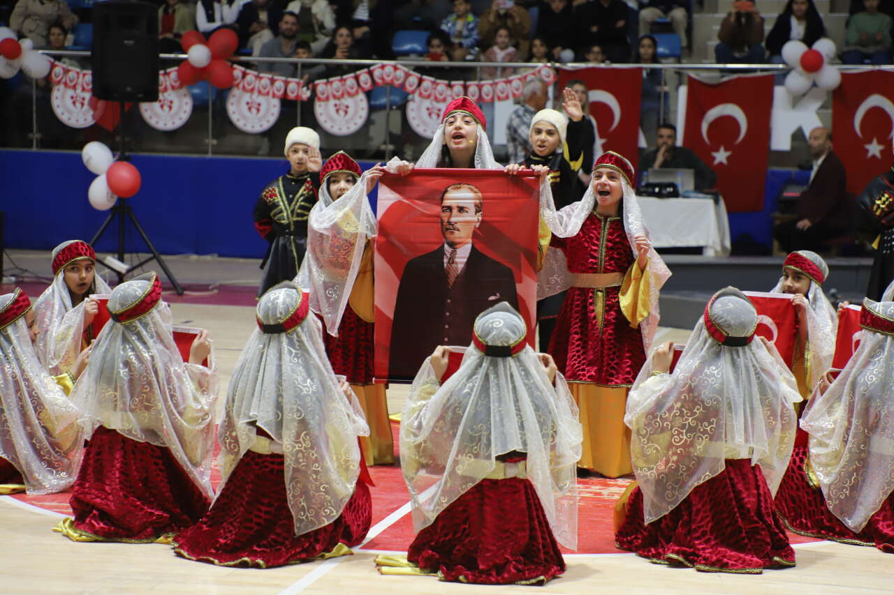 Hakkâri’de 23 Nisan coşkusu Zirve Yaptı 14