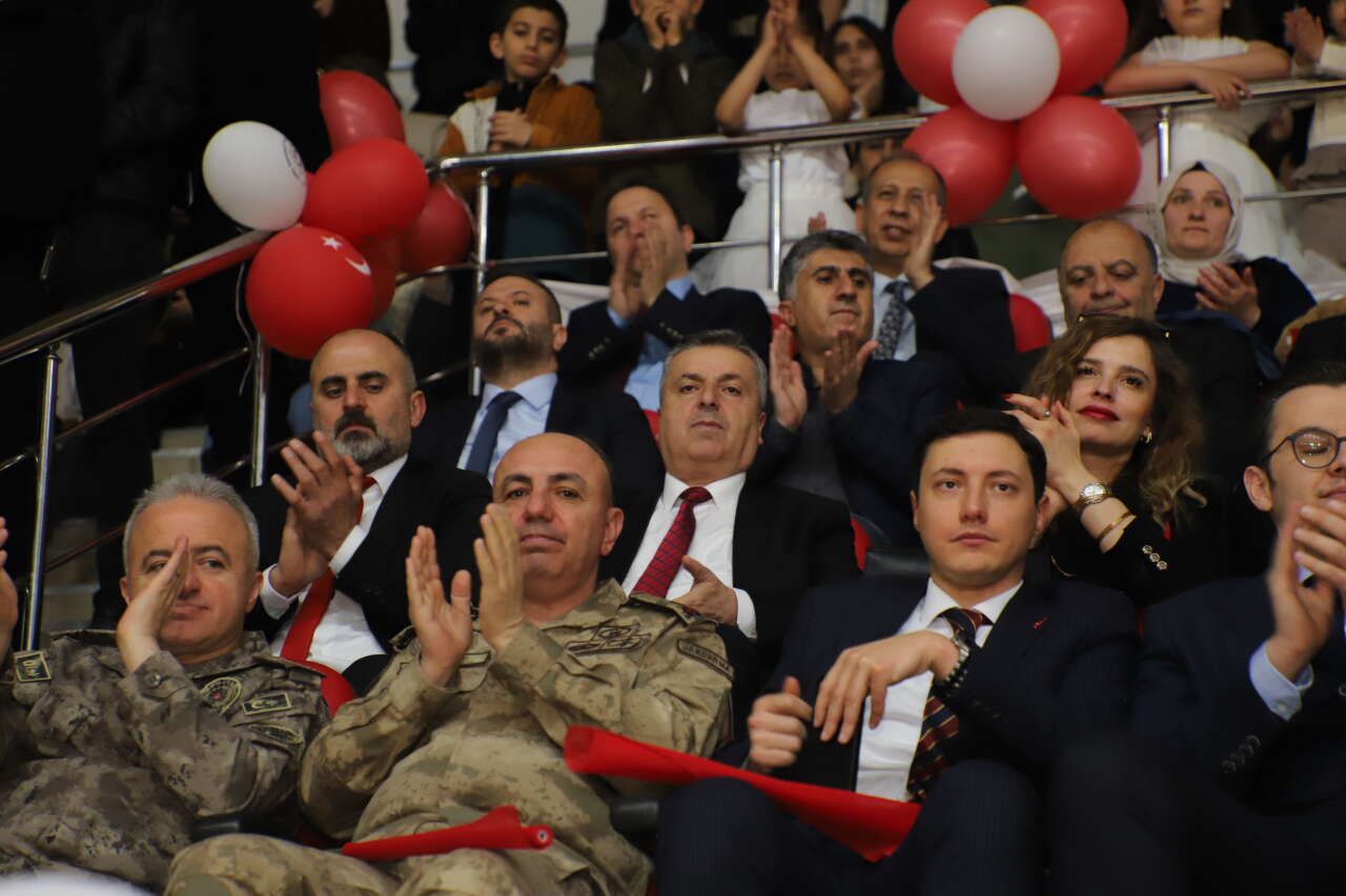 Hakkâri’de 23 Nisan coşkusu Zirve Yaptı 18