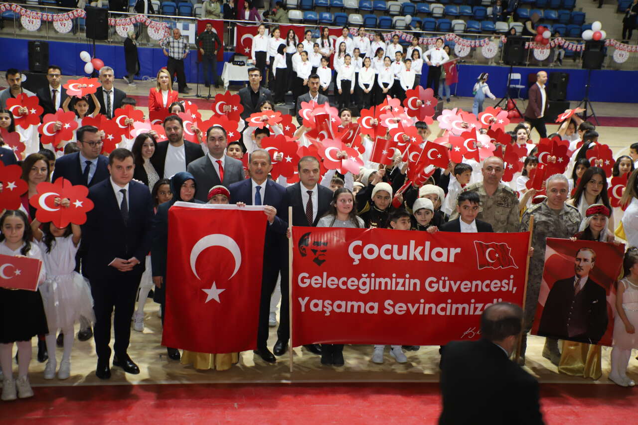 Hakkâri’de 23 Nisan coşkusu Zirve Yaptı 5