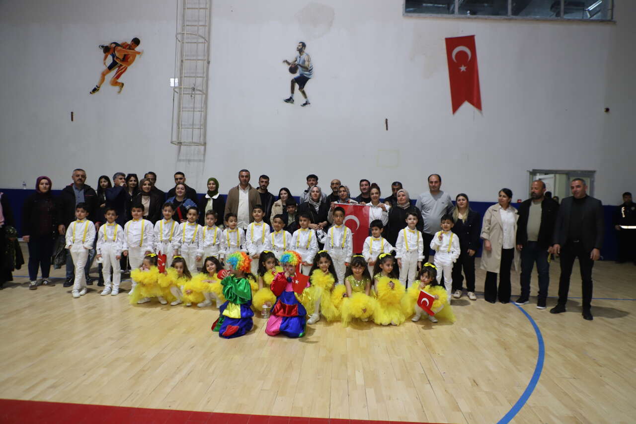 Hakkâri’de 23 Nisan coşkusu Zirve Yaptı 8