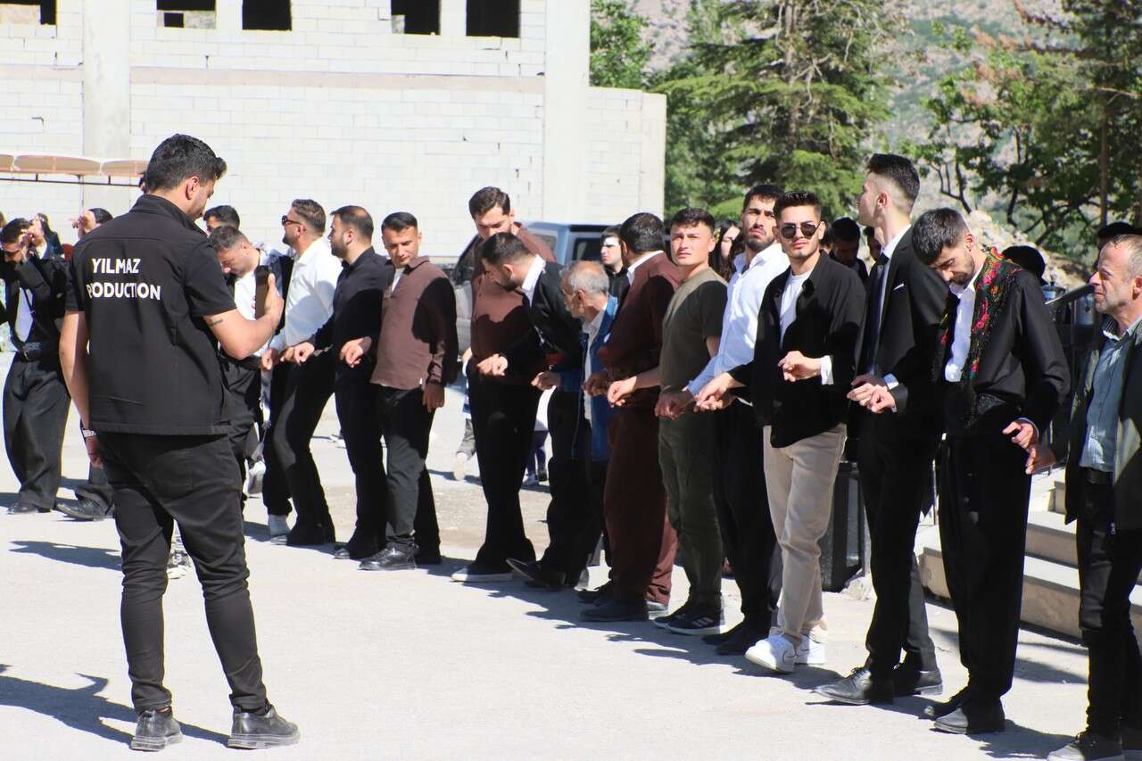 Akmaz Ailesinin Görkemli Düğünü 71