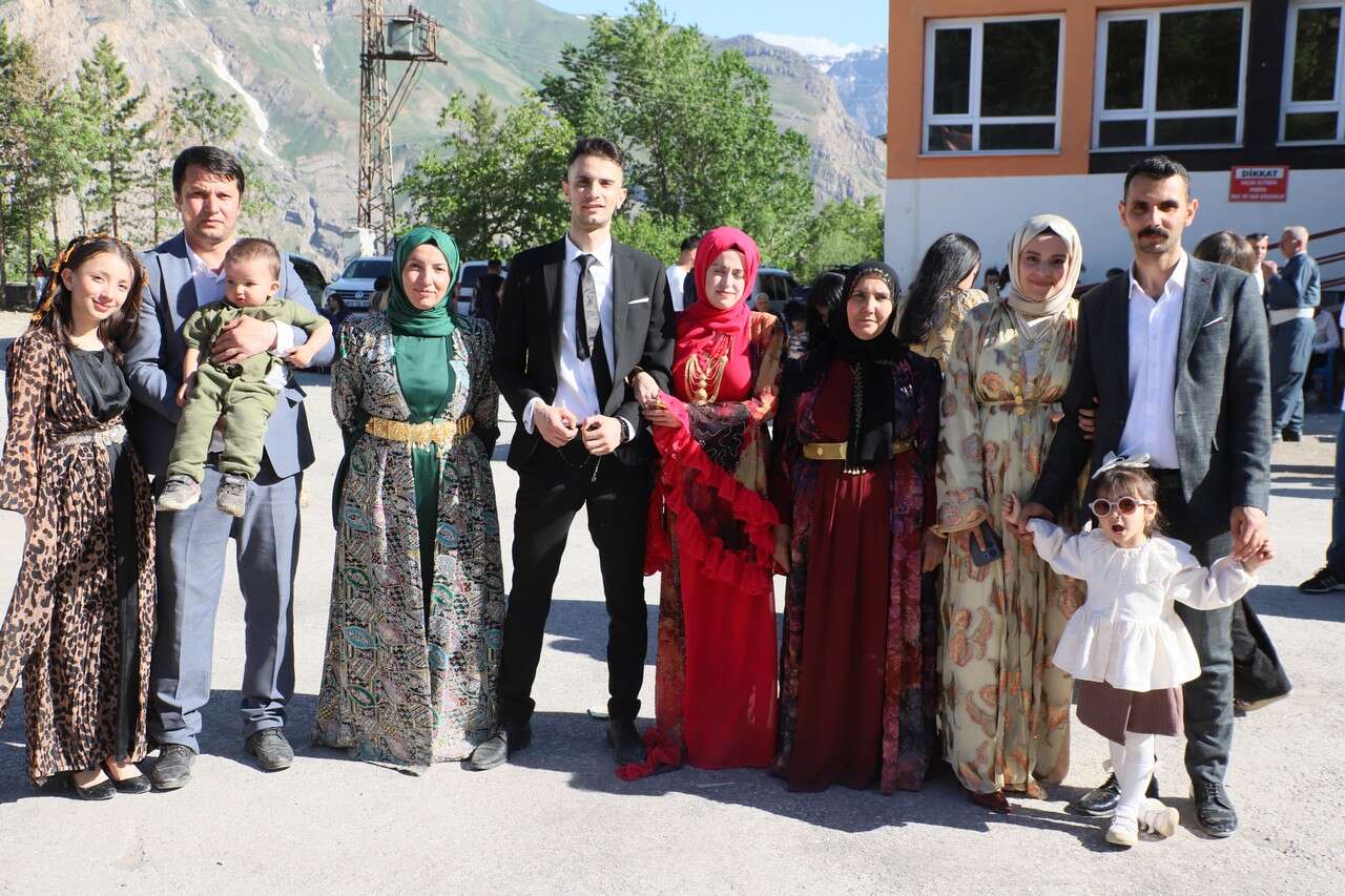 Akmaz Ailesinin Görkemli Düğünü 34