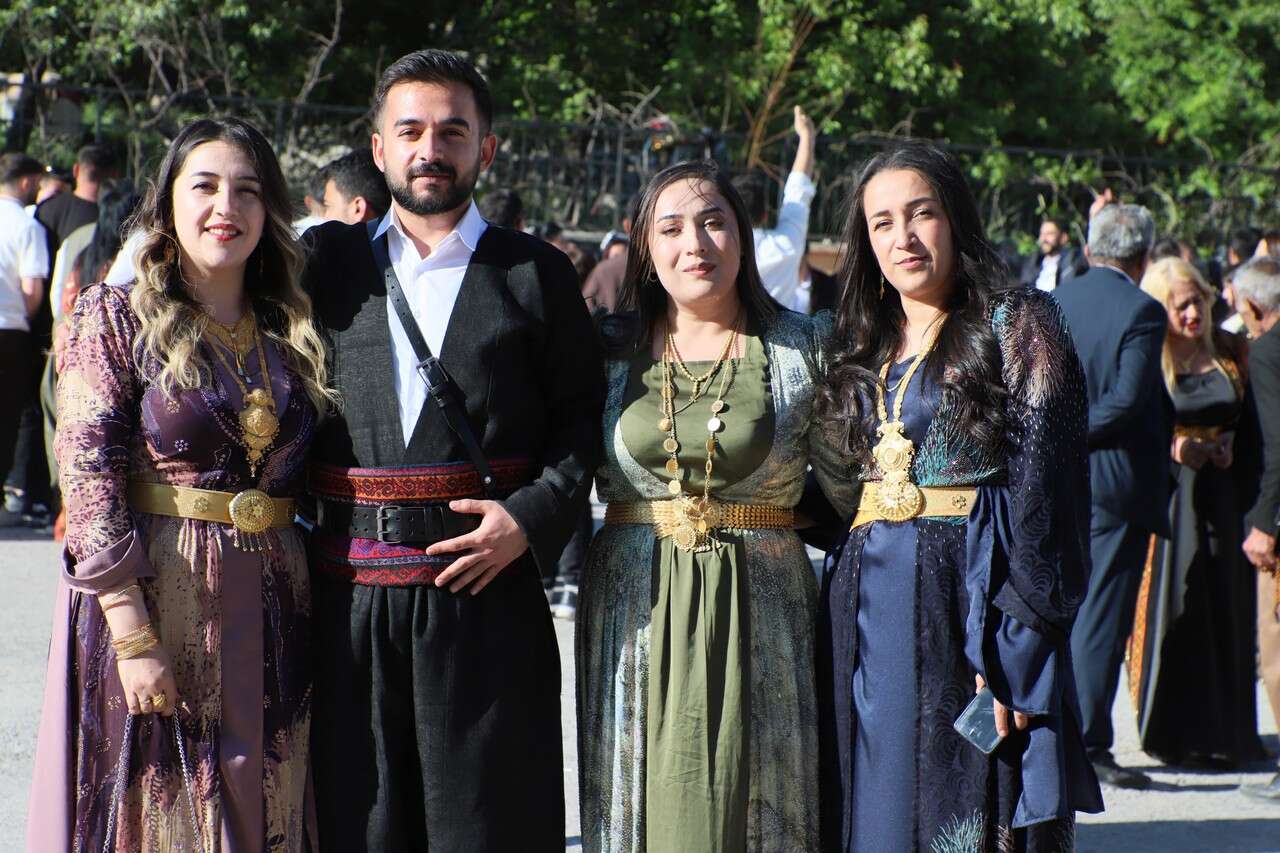 Akmaz Ailesinin Görkemli Düğünü 3