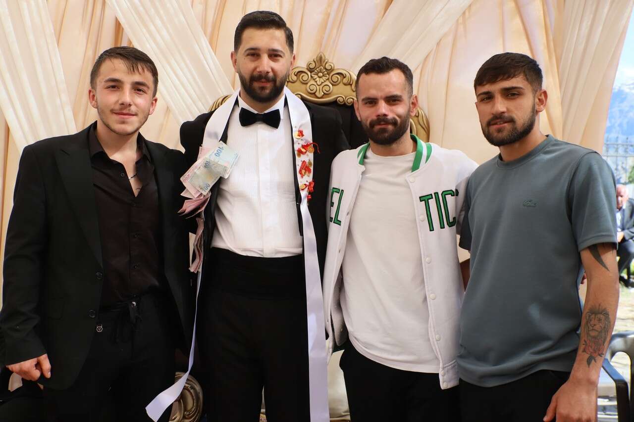 Kaçmaz Ailesinin Görkemli Düğünü 38