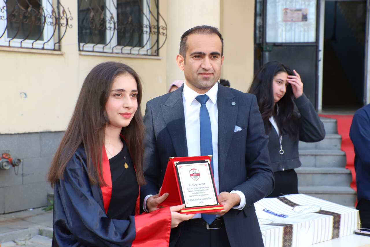 Atatürk Anadolu Lisesi’nde Mezuniyet Heyecanı foto/galeri 35