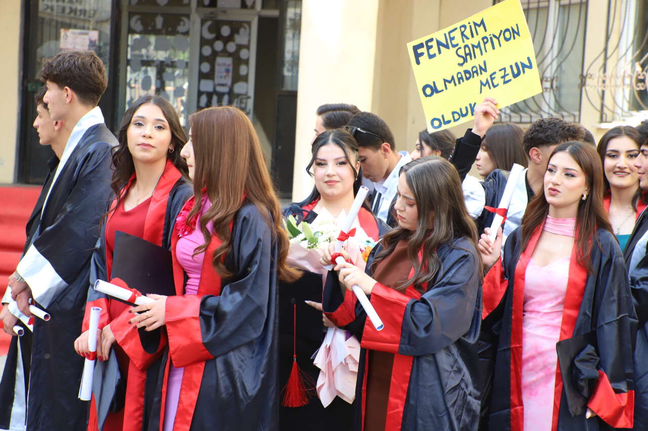 Atatürk Anadolu Lisesi’nde Mezuniyet Heyecanı foto/galeri 29