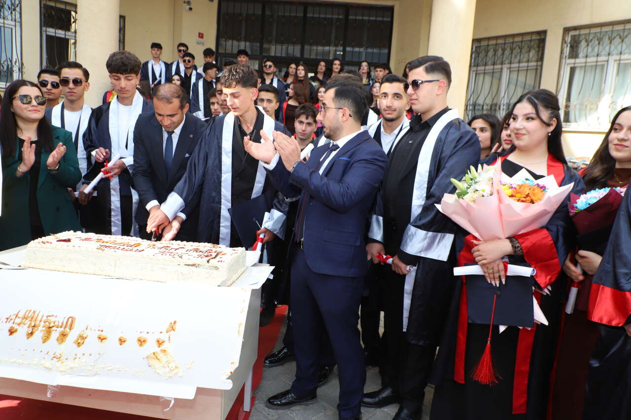 Atatürk Anadolu Lisesi’nde Mezuniyet Heyecanı foto/galeri 25