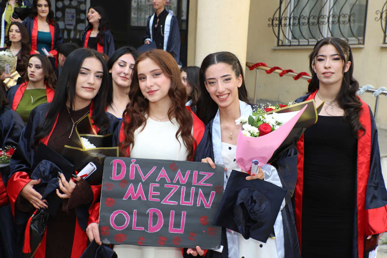 Atatürk Anadolu Lisesi’nde Mezuniyet Heyecanı foto/galeri 19