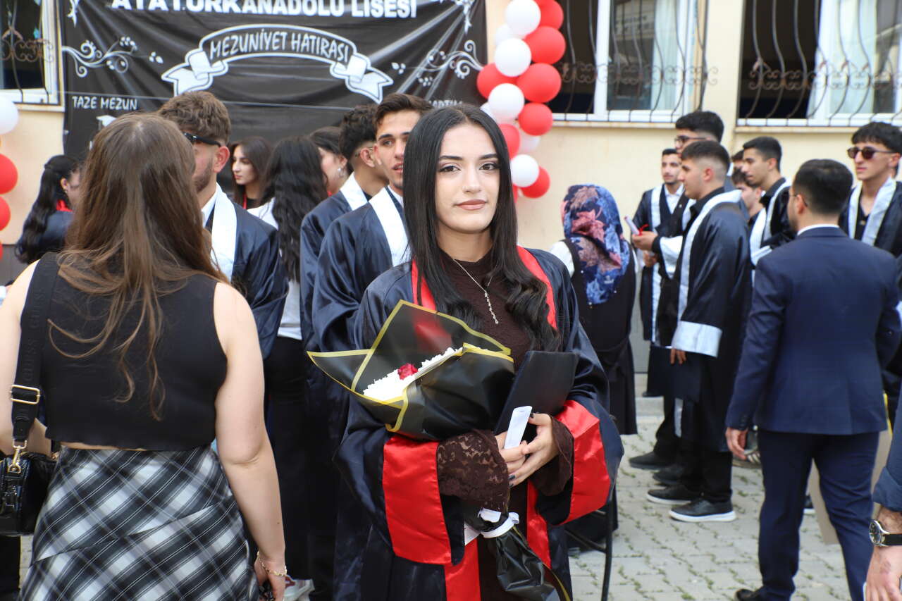 Atatürk Anadolu Lisesi’nde Mezuniyet Heyecanı foto/galeri 11