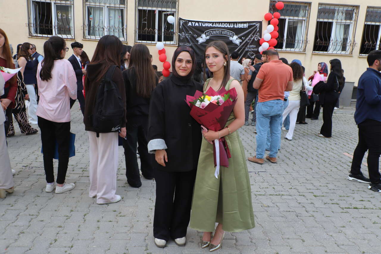 Atatürk Anadolu Lisesi’nde Mezuniyet Heyecanı foto/galeri 7