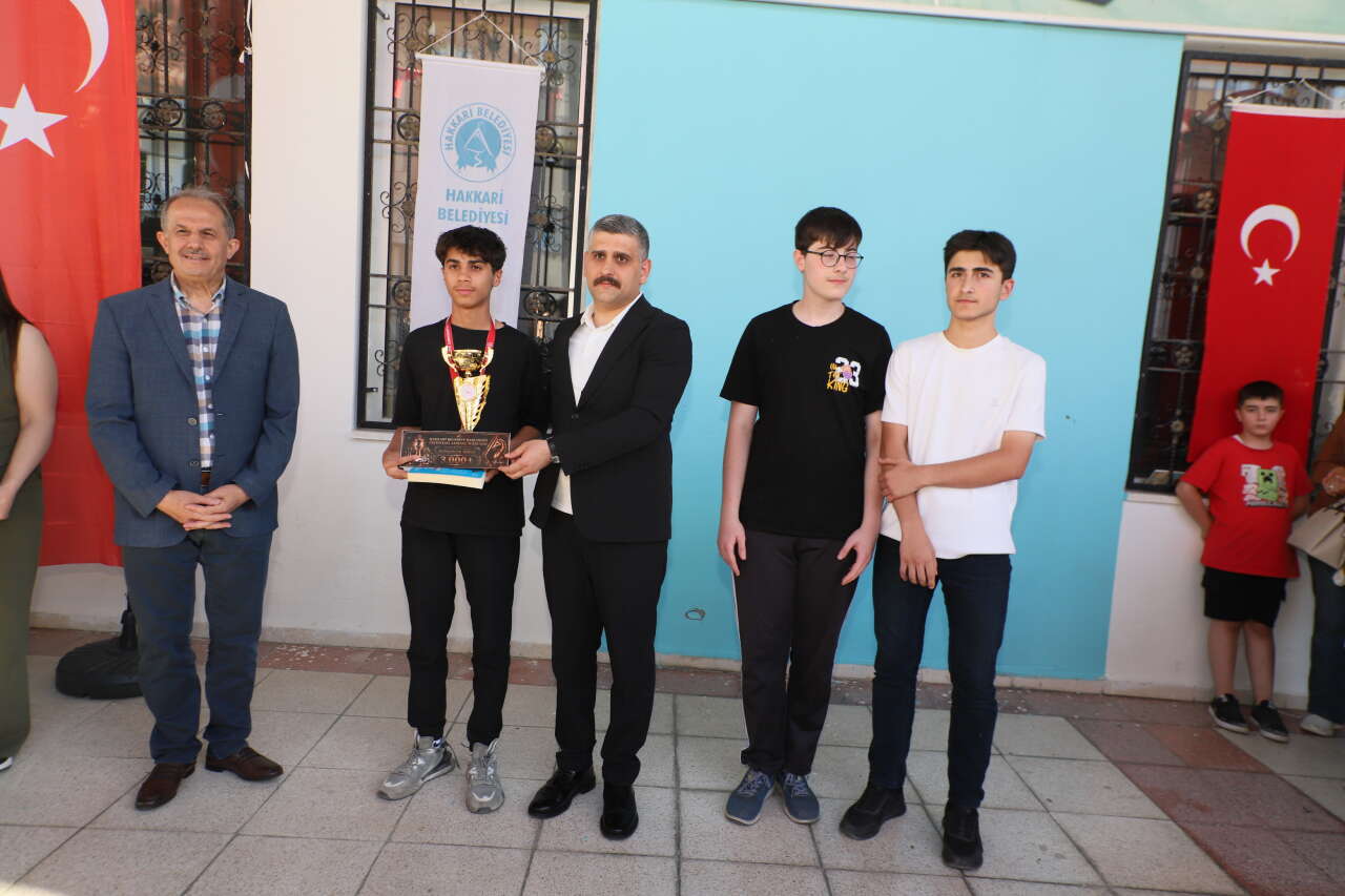 120 Sporcunun Katıldığı Satranç Turnuvası sona erdi 12