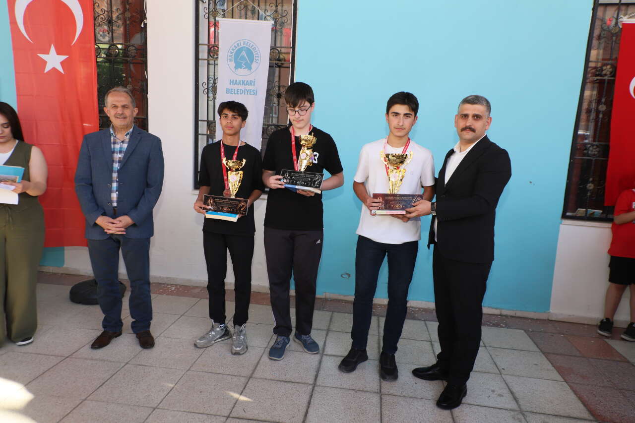 120 Sporcunun Katıldığı Satranç Turnuvası sona erdi 9