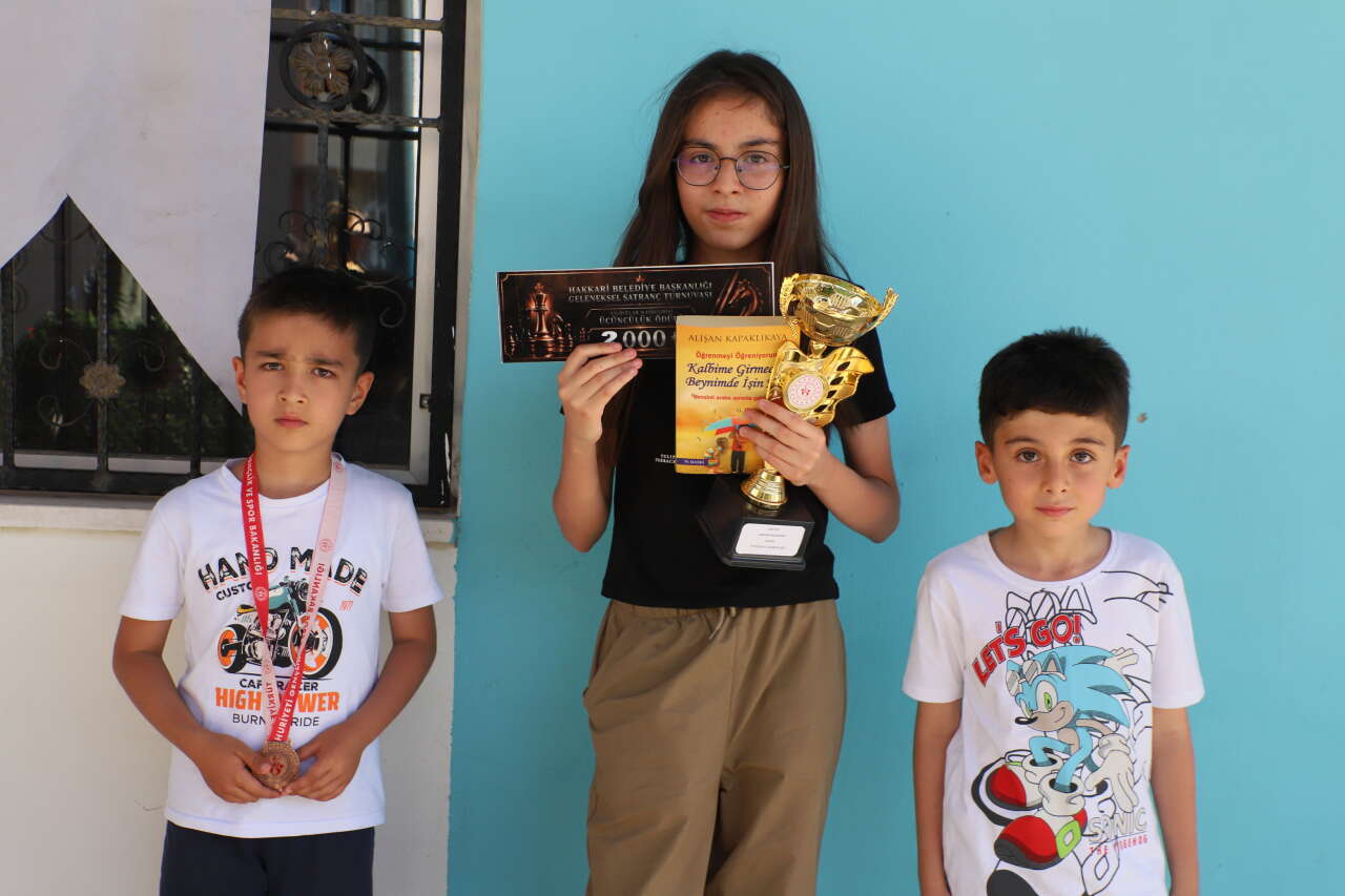 120 Sporcunun Katıldığı Satranç Turnuvası sona erdi 2