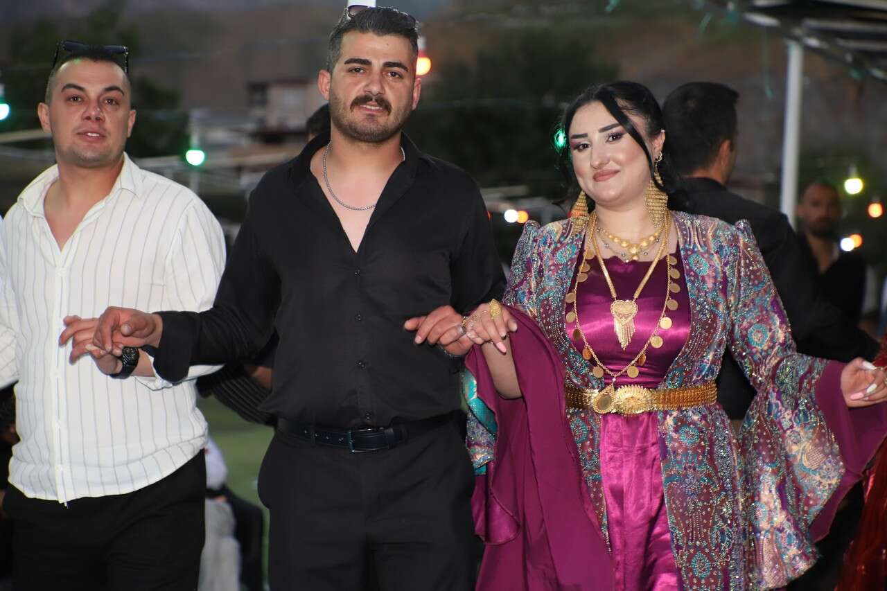 Dayan Ailesinin Mutlu Günü 11