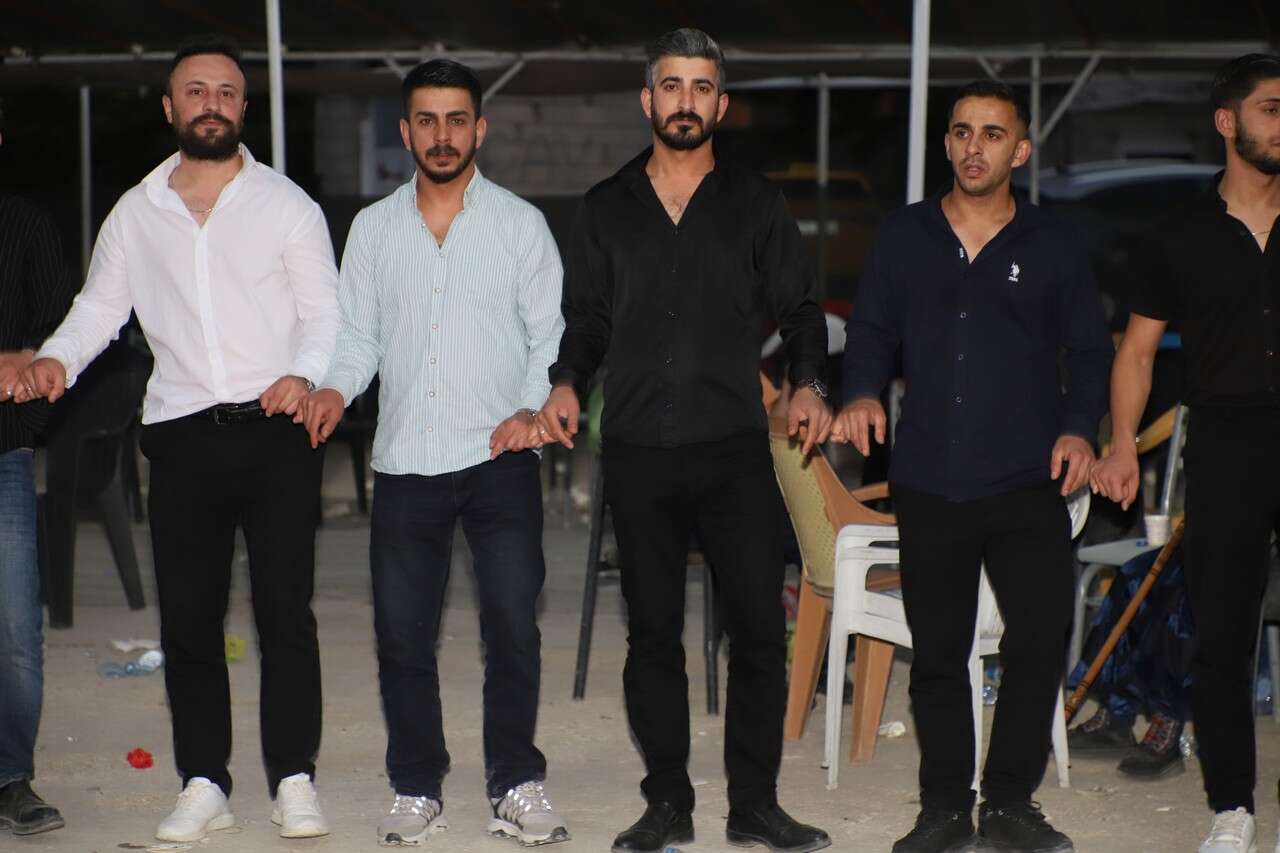 Dayan Ailesinin Mutlu Günü 16