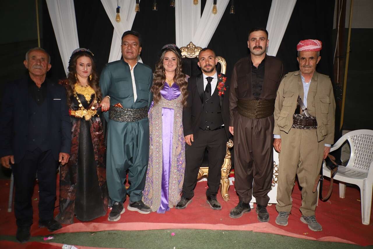 Dayan Ailesinin Mutlu Günü 22