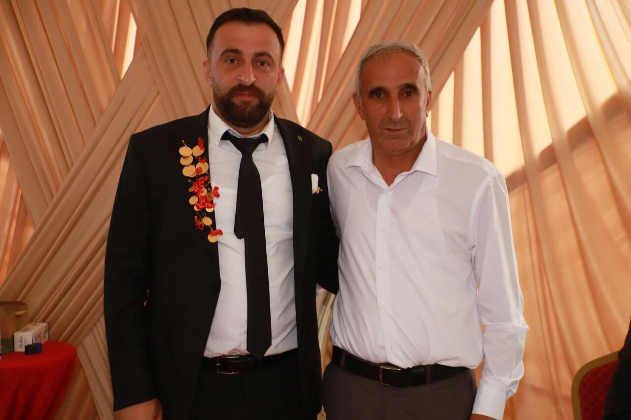 Tenik Ailesinin Görkemli Düğünü 7