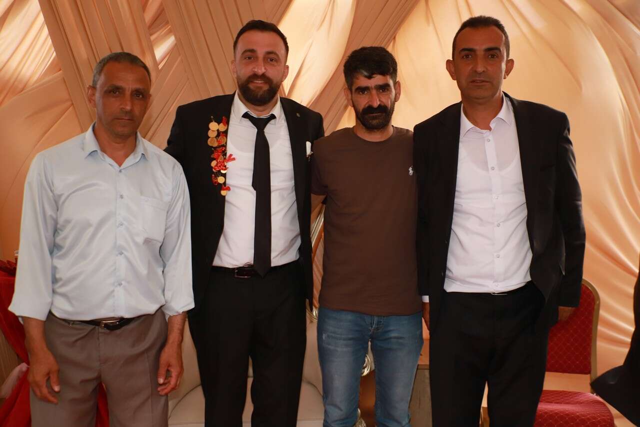 Tenik Ailesinin Görkemli Düğünü 6