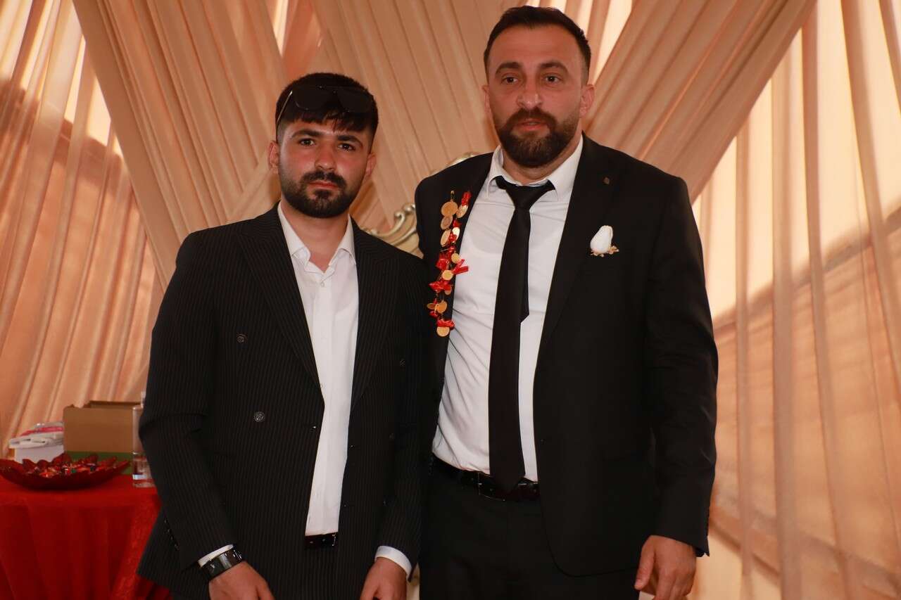 Tenik Ailesinin Görkemli Düğünü 4
