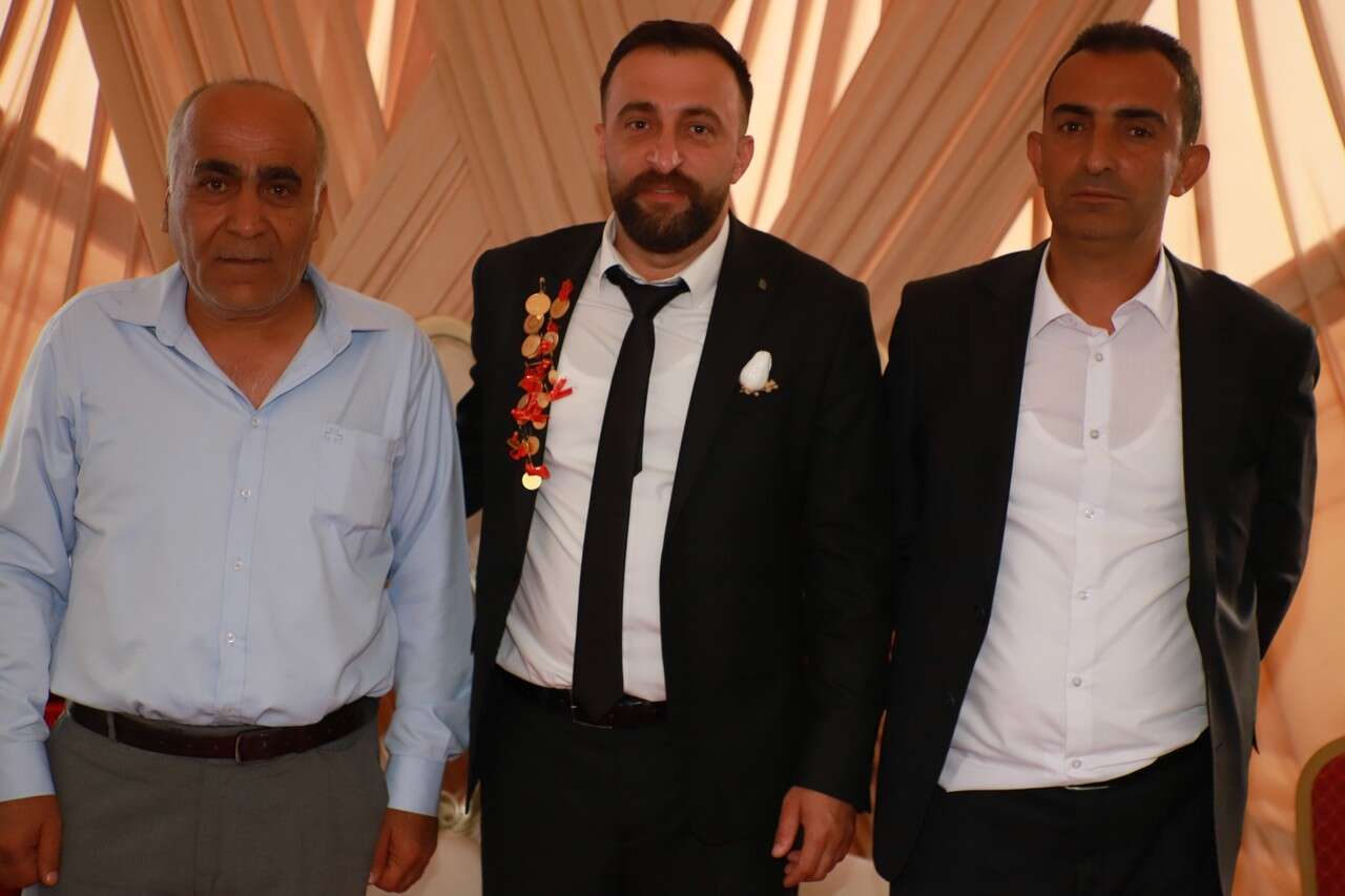 Tenik Ailesinin Görkemli Düğünü 3