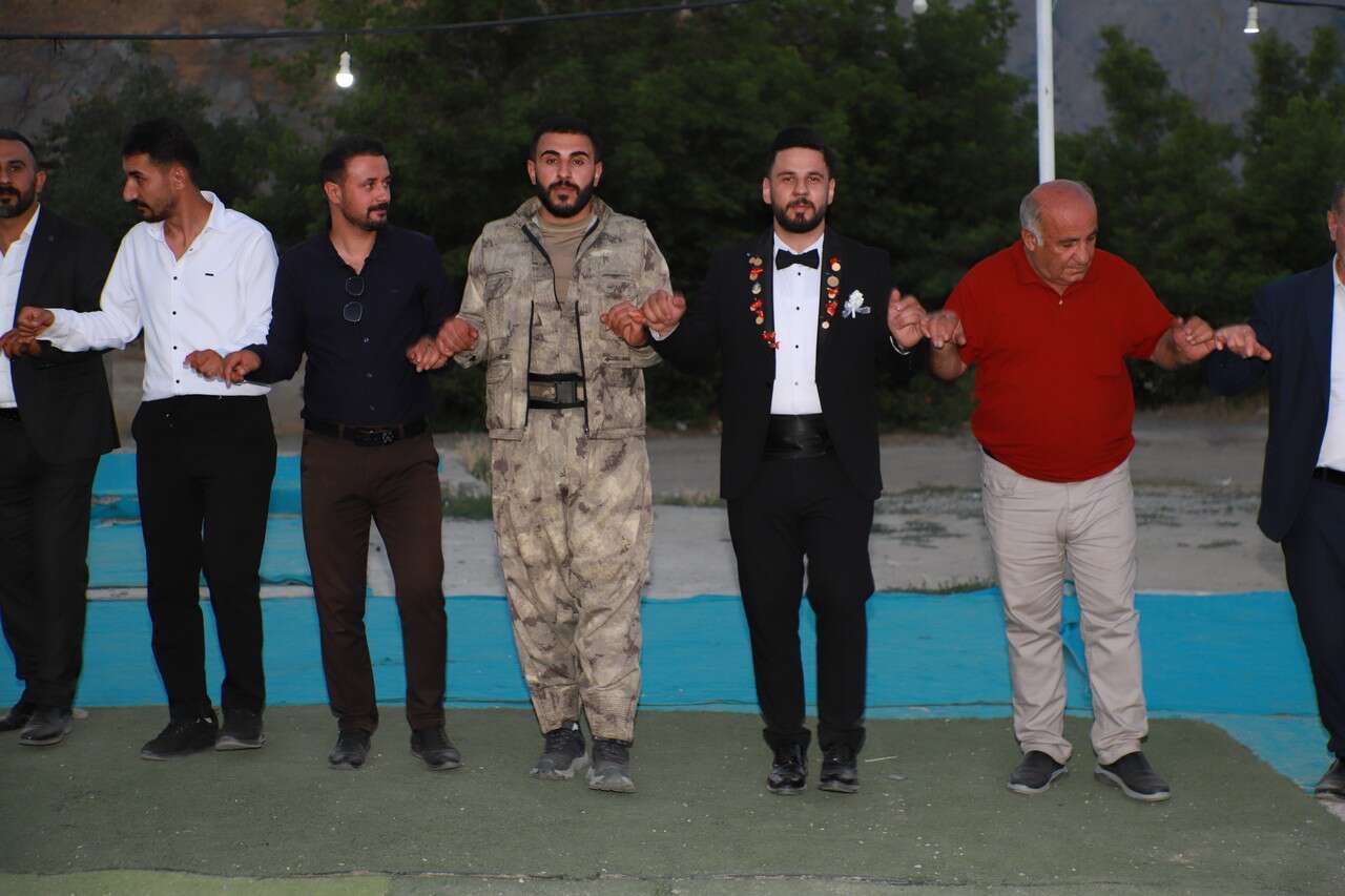 Açar Ailesinin Görkemli Düğünü 39