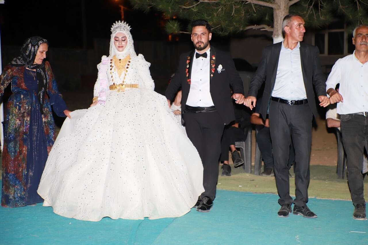 Açar Ailesinin Görkemli Düğünü 7